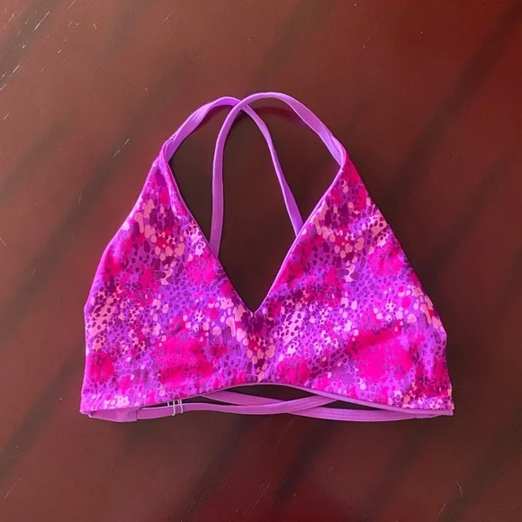 BUFFBUNNY Girlfriend Sports Bra - Picture 8 of 11